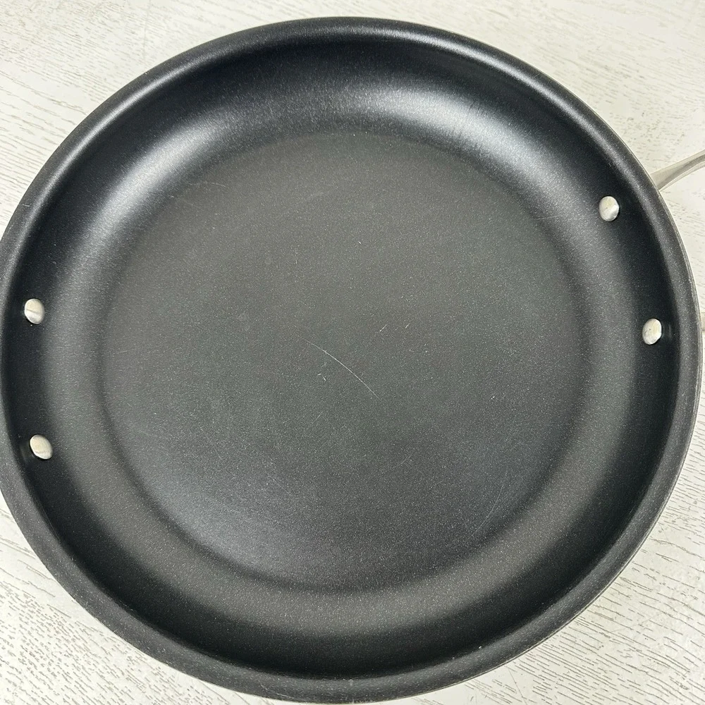 All Clad HA1 Hard Anodized‎ Heavy Gauge Non Stick 12
